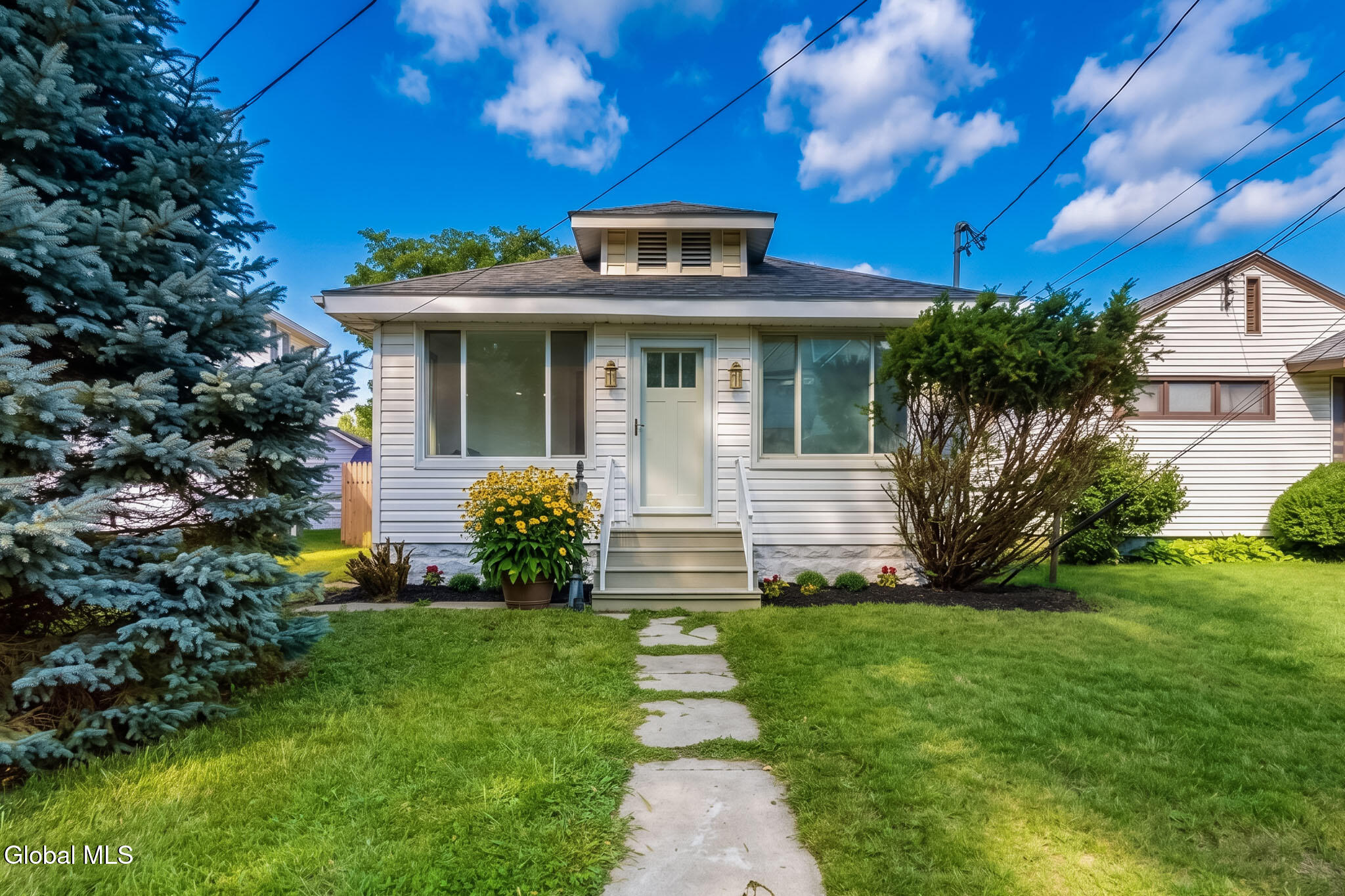 450 Eleanor Street Schenectady NY 12306