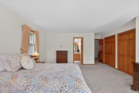26 Sugar Pine Road Queensbury NY 12804
