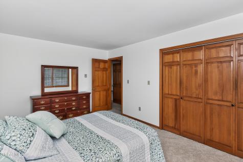 26 Sugar Pine Road Queensbury NY 12804