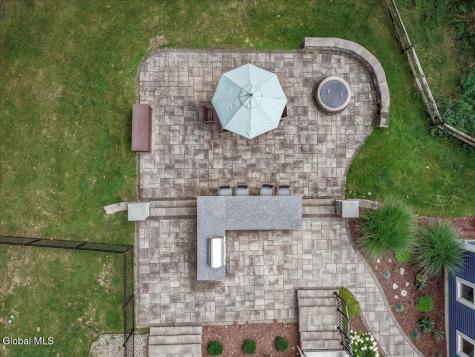 10 Emerald Terrace Clifton Park NY 12065