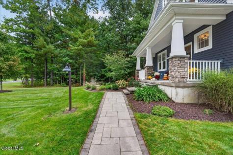 10 Emerald Terrace Clifton Park NY 12065