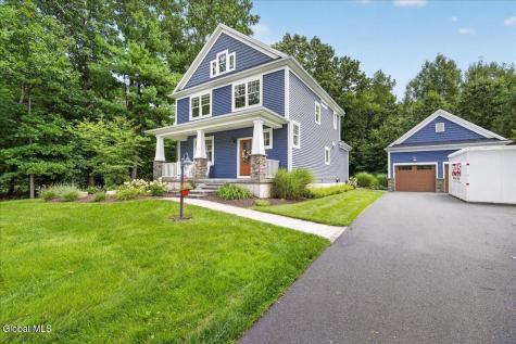 10 Emerald Terrace Clifton Park NY 12065