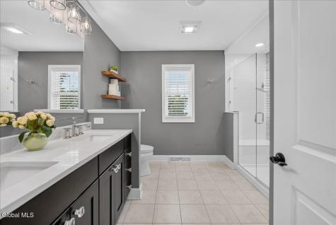 10 Emerald Terrace Clifton Park NY 12065