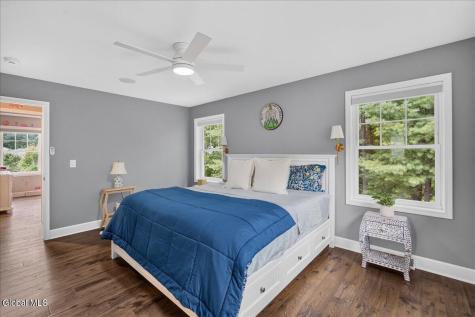10 Emerald Terrace Clifton Park NY 12065