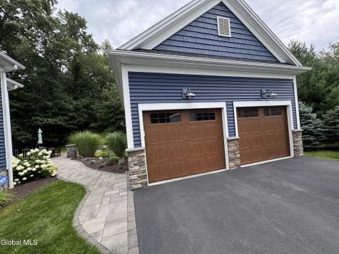 10 Emerald Terrace Clifton Park NY 12065