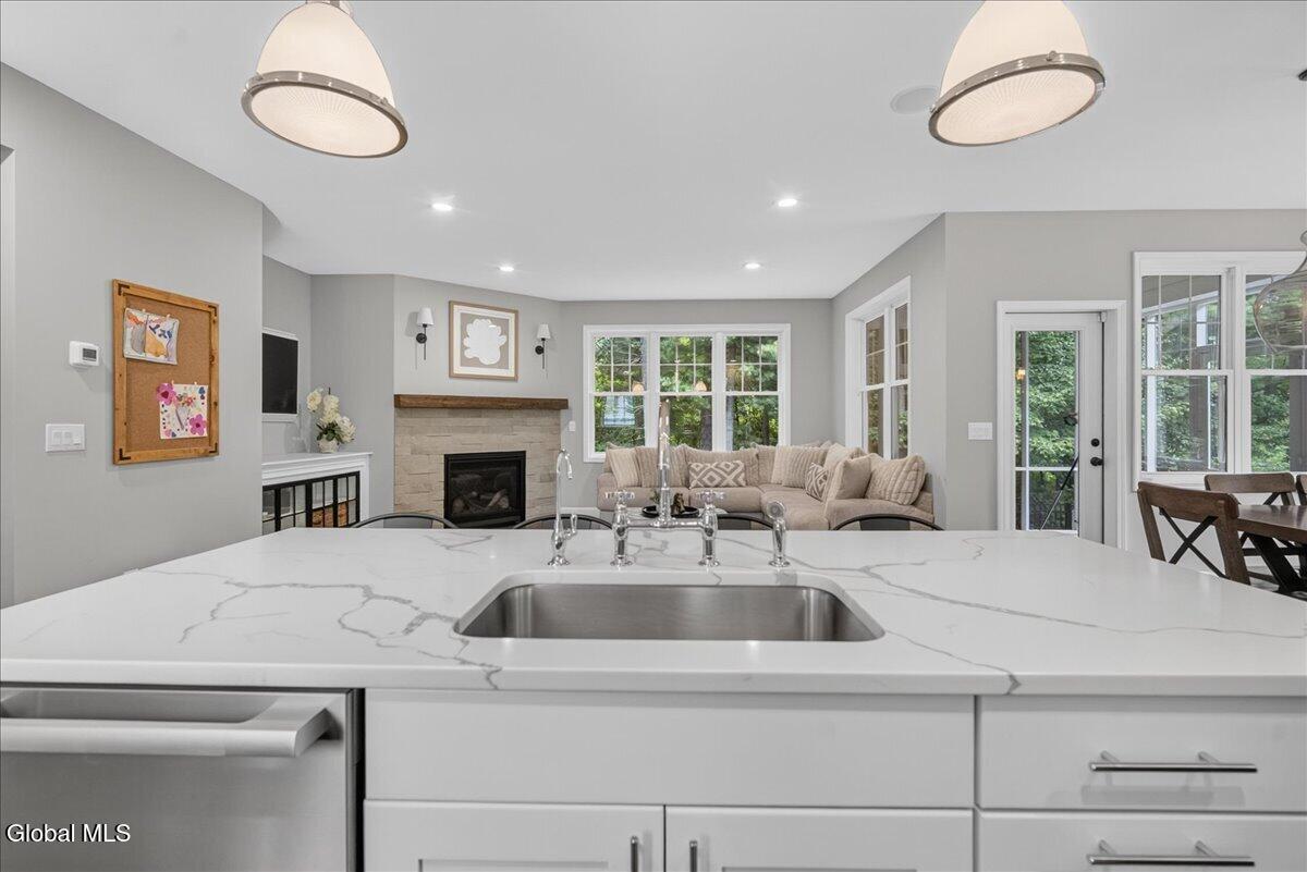 10 Emerald Terrace Clifton Park NY 12065