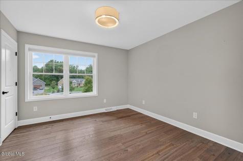 10 Emerald Terrace Clifton Park NY 12065