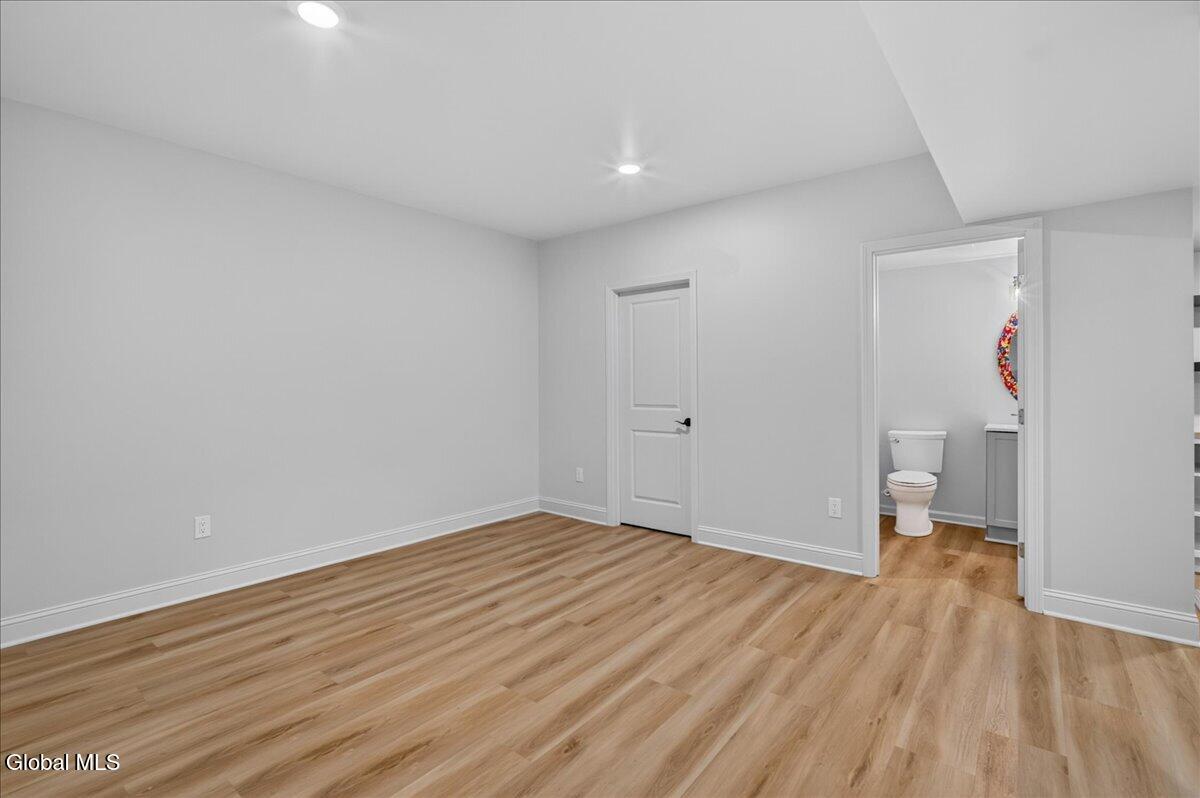10 Emerald Terrace Clifton Park NY 12065