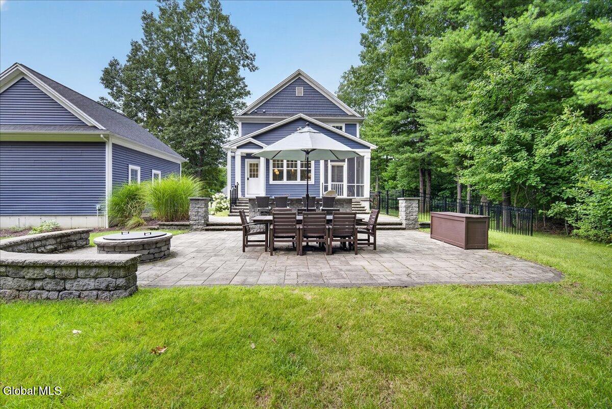 10 Emerald Terrace Clifton Park NY 12065
