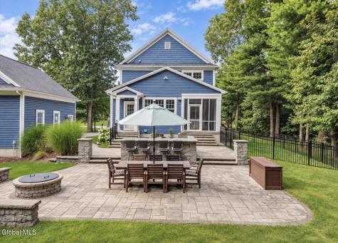 10 Emerald Terrace Clifton Park NY 12065