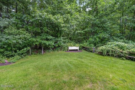 10 Emerald Terrace Clifton Park NY 12065