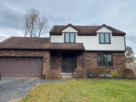 46 Pitch Pine Road Albany NY 12203