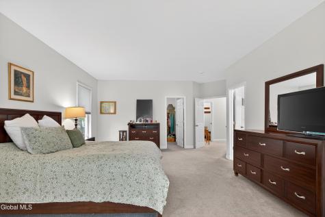 12 Carrington Court Clifton Park NY 12065