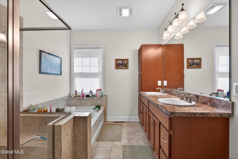 12 Carrington Court Clifton Park NY 12065