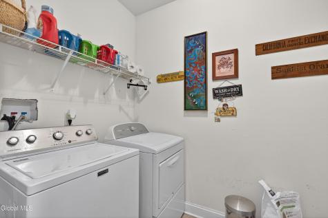 12 Carrington Court Clifton Park NY 12065