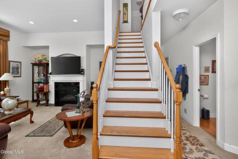 12 Carrington Court Clifton Park NY 12065