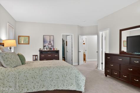12 Carrington Court Clifton Park NY 12065