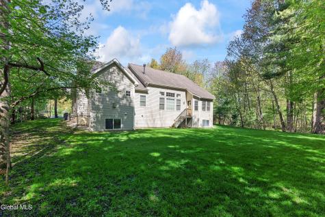 12 Carrington Court Clifton Park NY 12065