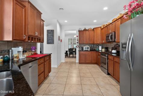 12 Carrington Court Clifton Park NY 12065