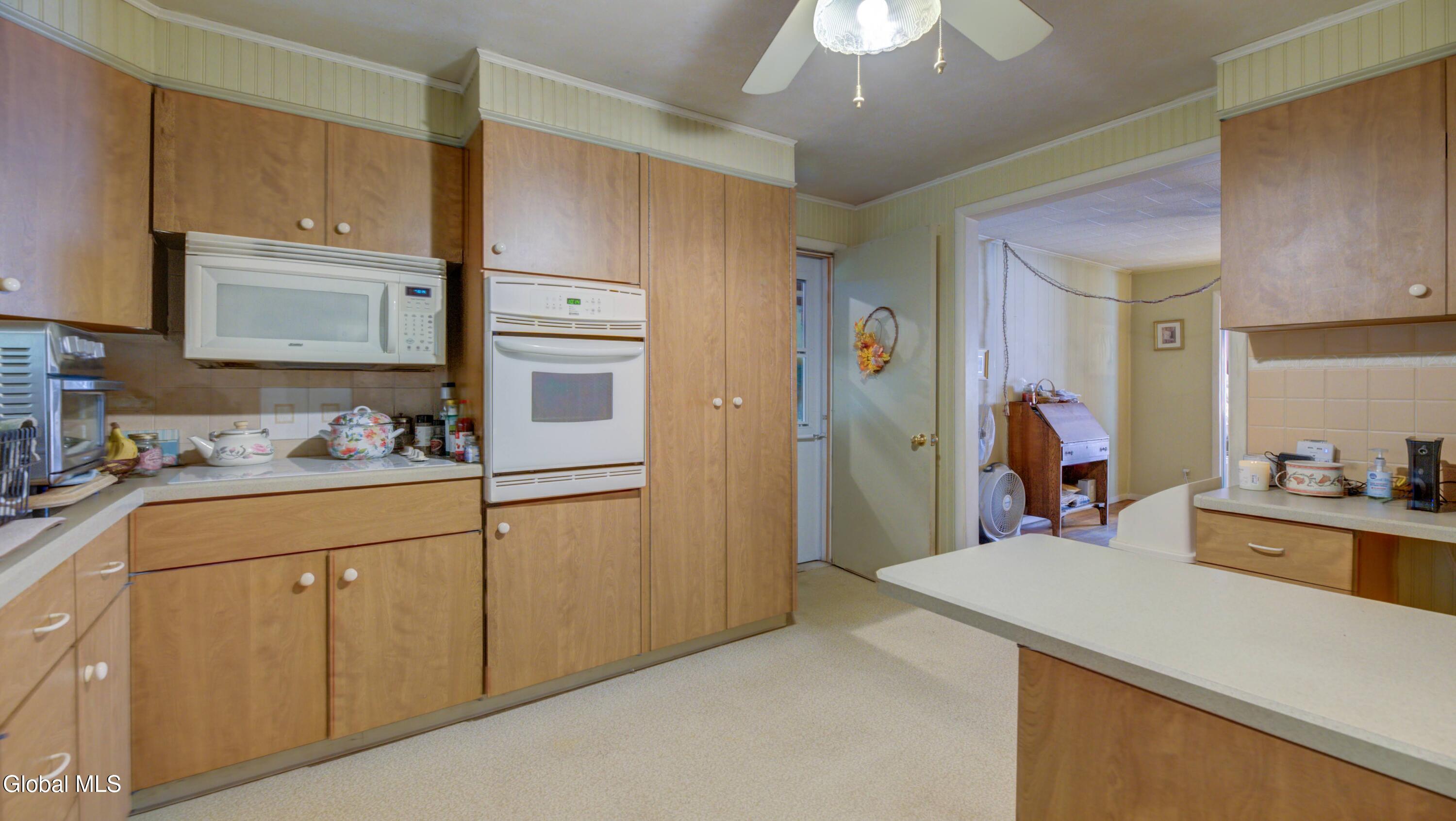 151 S Kingsboro Avenue Gloversville NY 12078