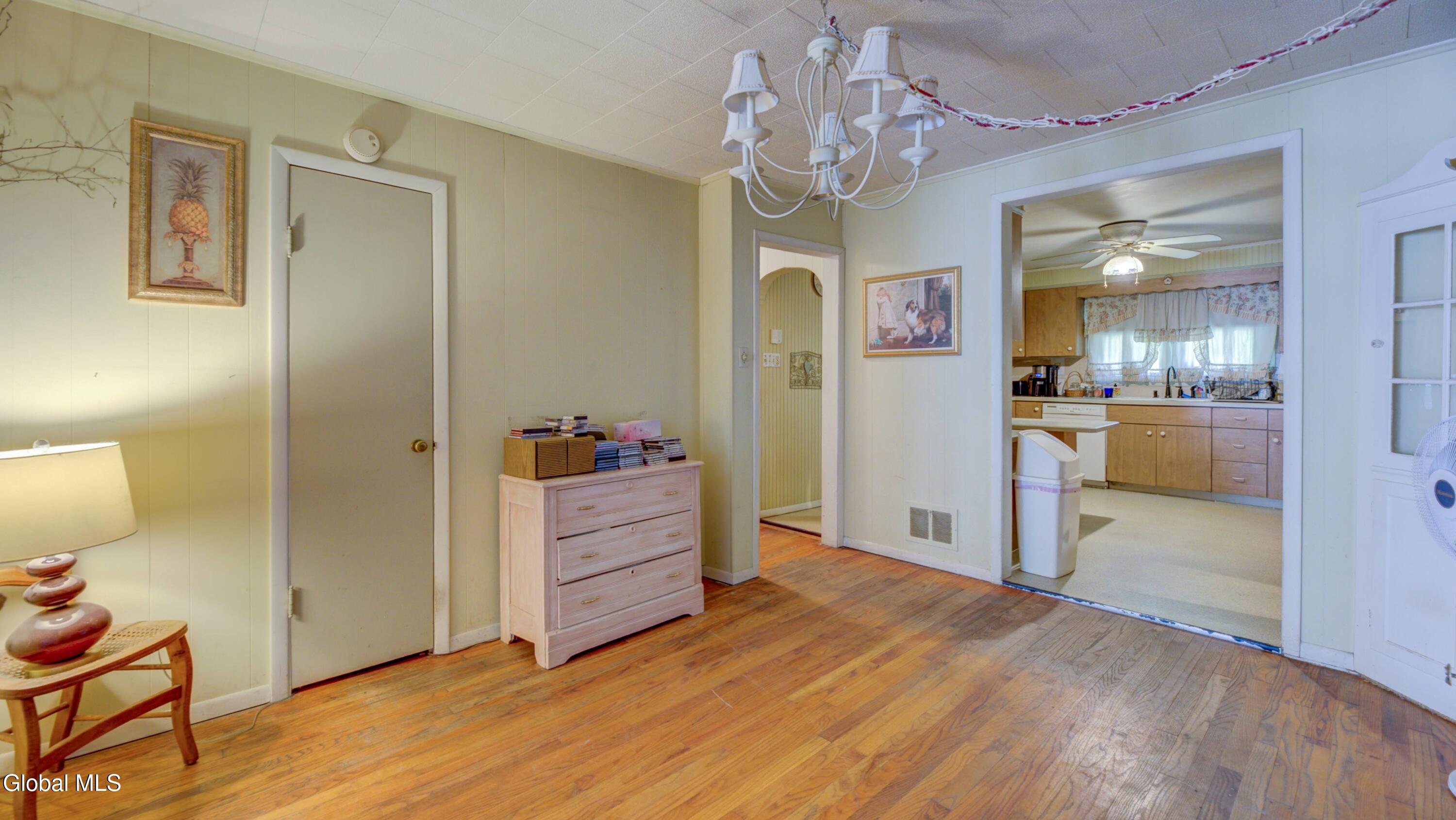 151 S Kingsboro Avenue Gloversville NY 12078