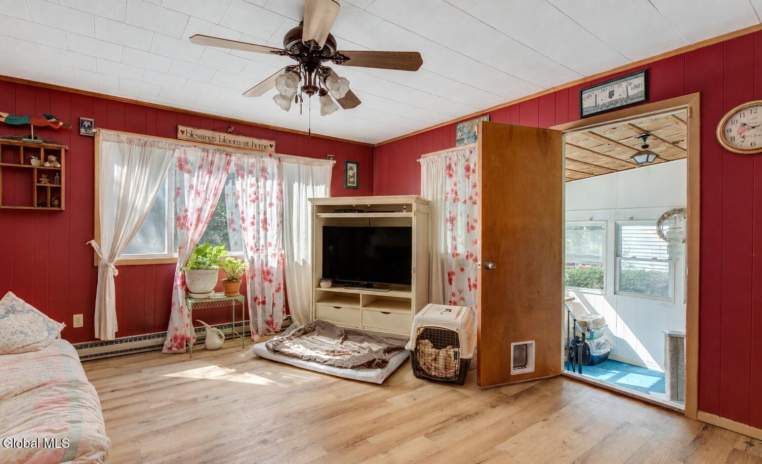 151 S Kingsboro Avenue Gloversville NY 12078
