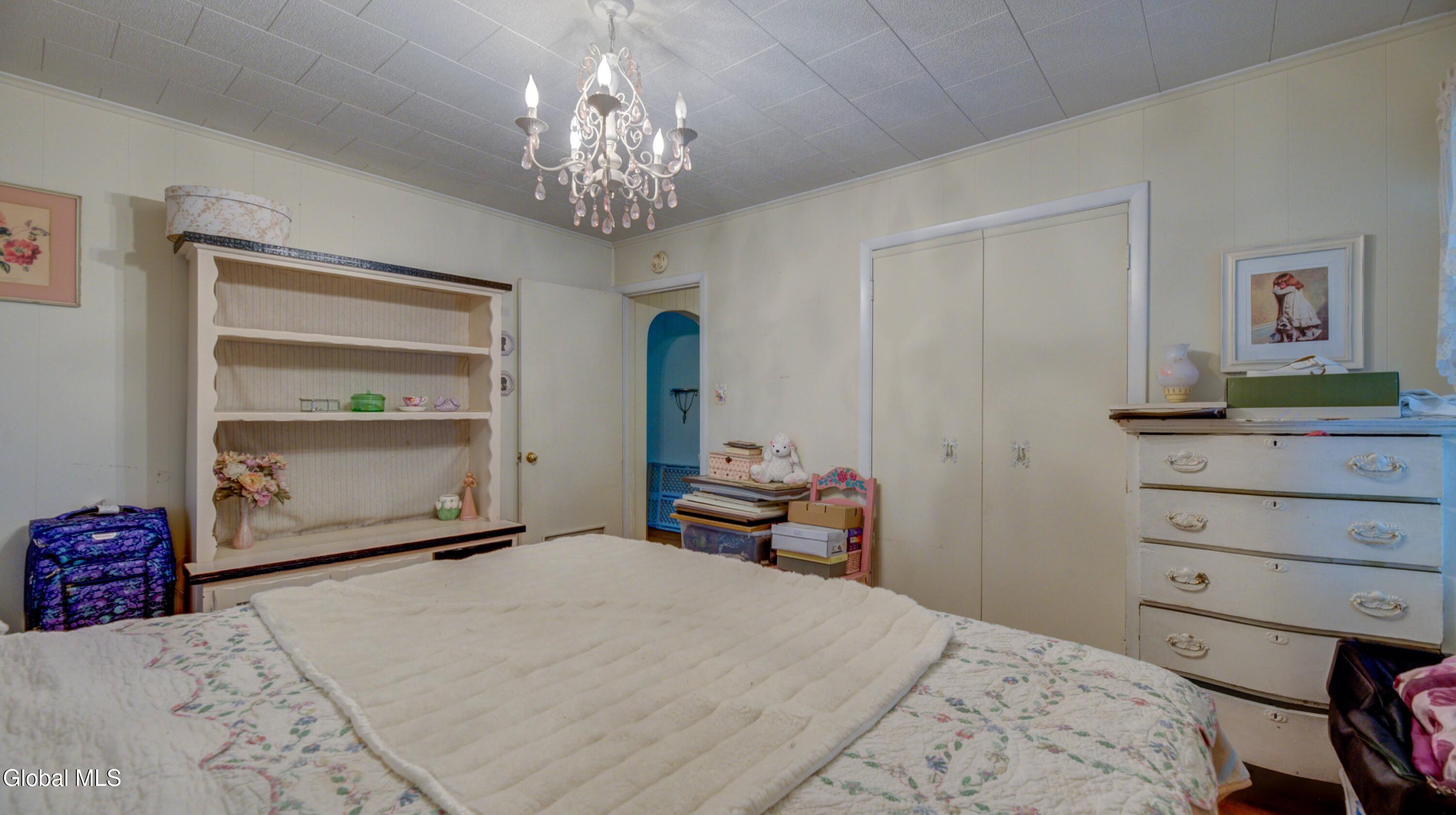 151 S Kingsboro Avenue Gloversville NY 12078