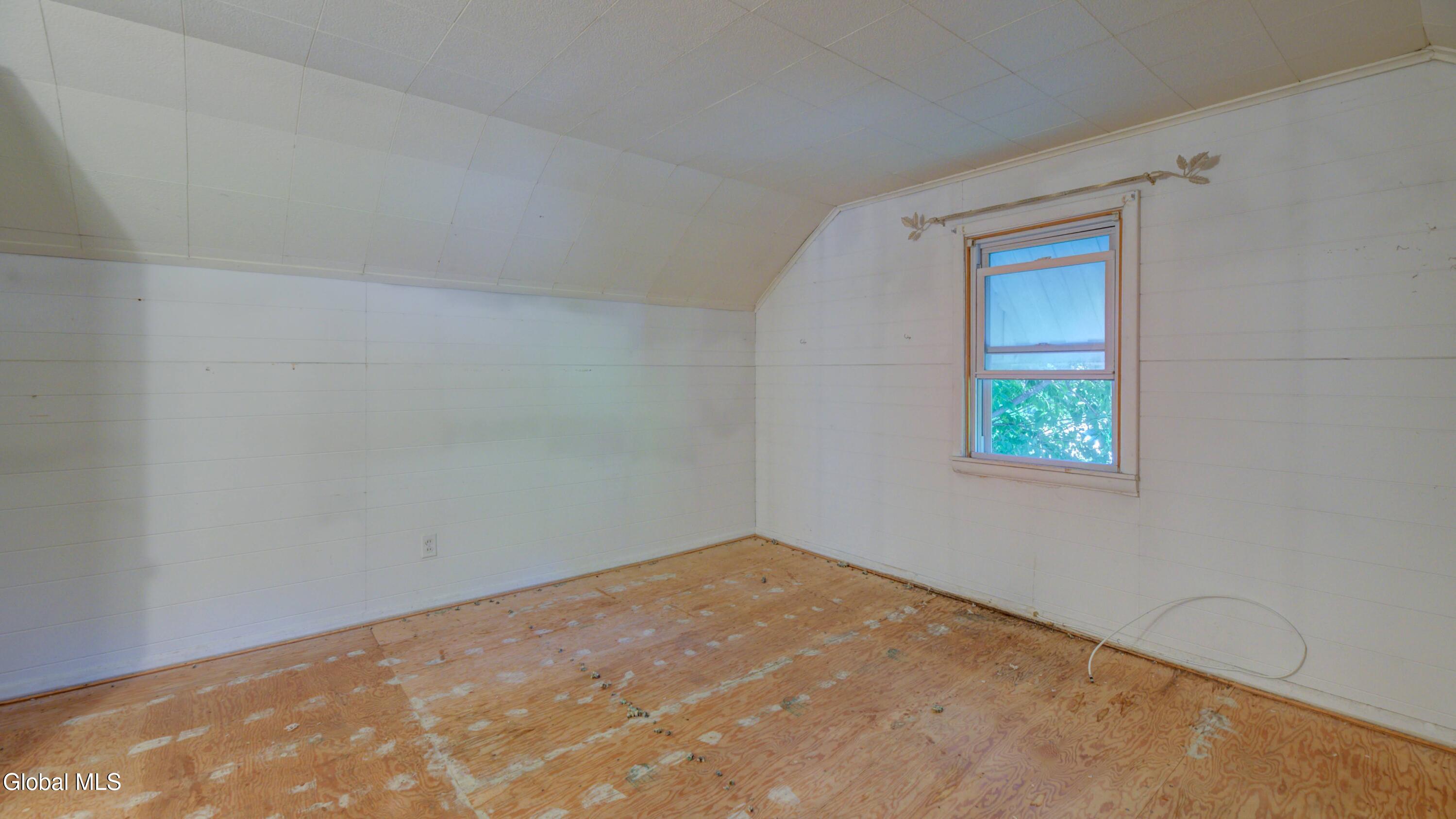 151 S Kingsboro Avenue Gloversville NY 12078