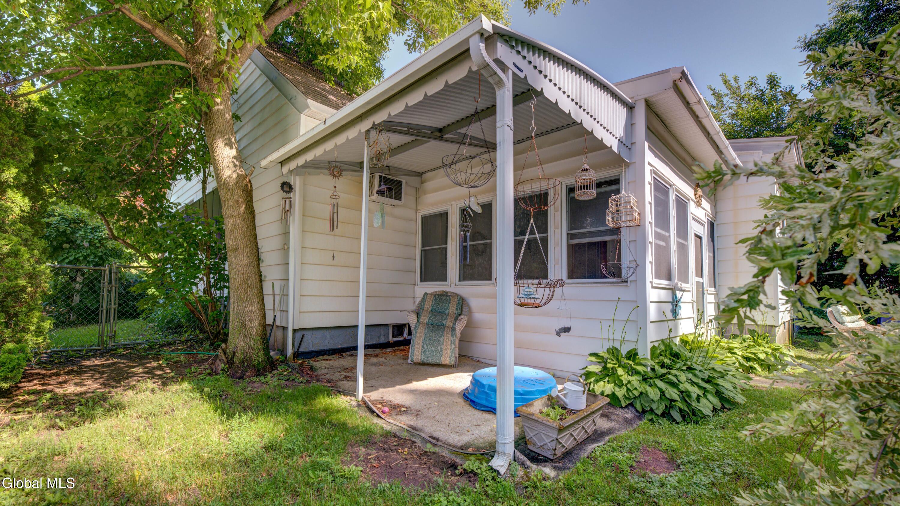 151 S Kingsboro Avenue Gloversville NY 12078