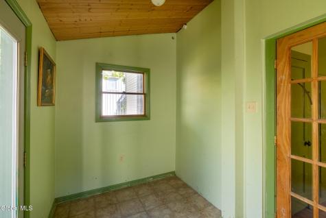 29 Wesley Avenue Round Lake NY 12151