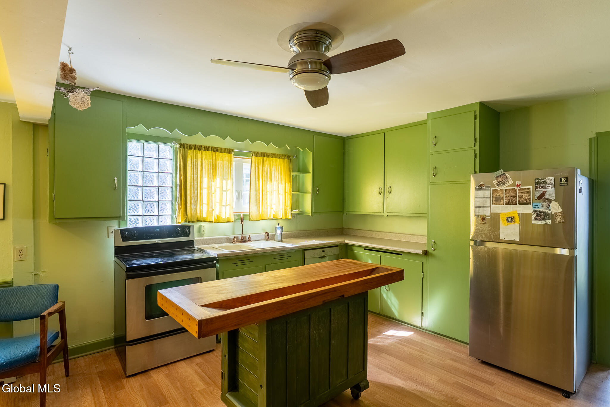 29 Wesley Avenue Round Lake NY 12151