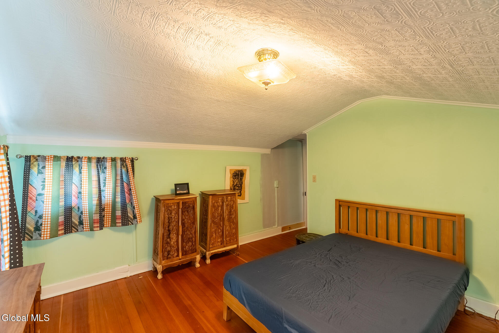 29 Wesley Avenue Round Lake NY 12151