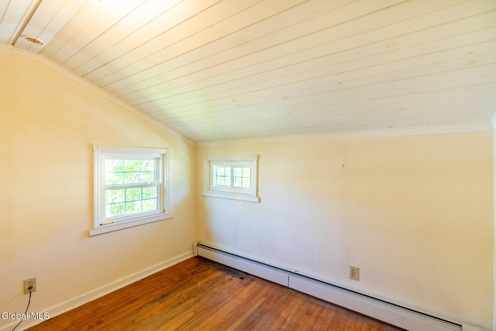 29 Wesley Avenue Round Lake NY 12151