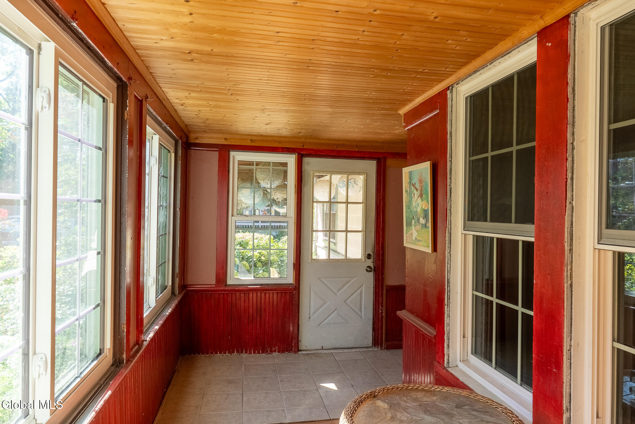 29 Wesley Avenue Round Lake NY 12151