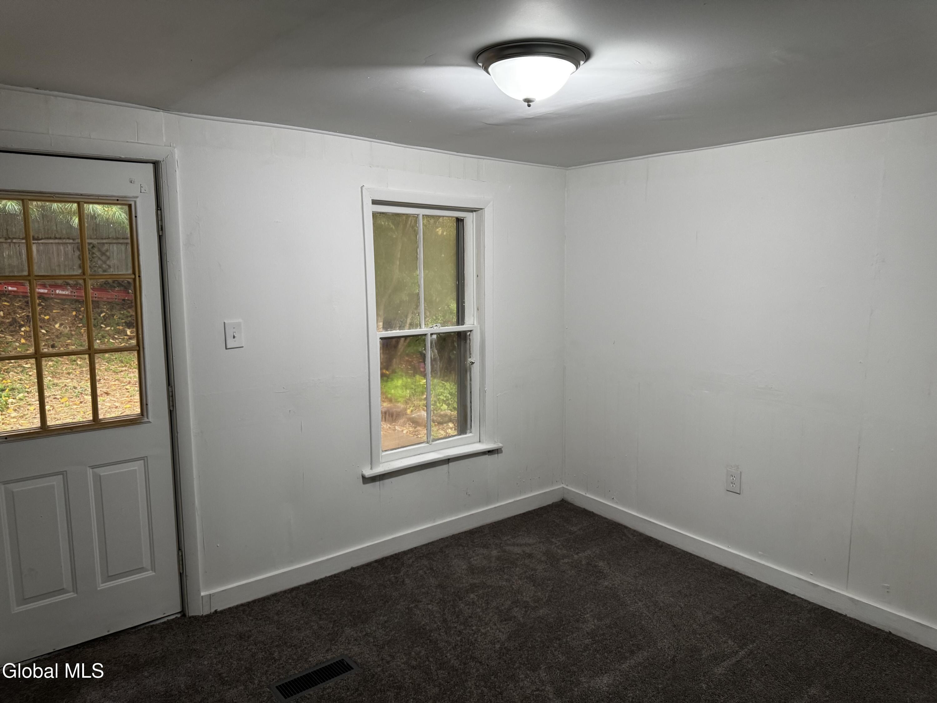 57 Mckinley Gloversville NY 12078