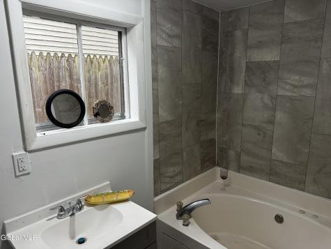 57 Mckinley Gloversville NY 12078