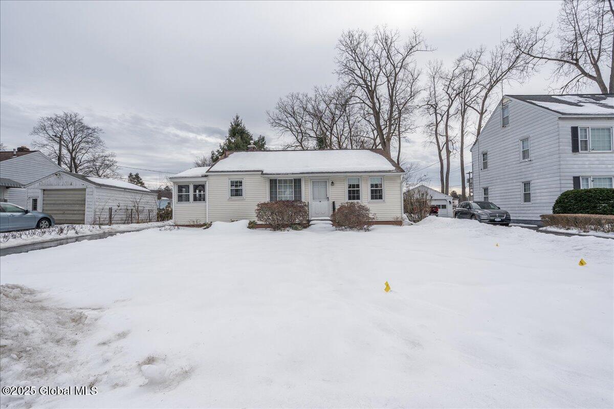 19 Shirley Drive Schenectady NY 12304