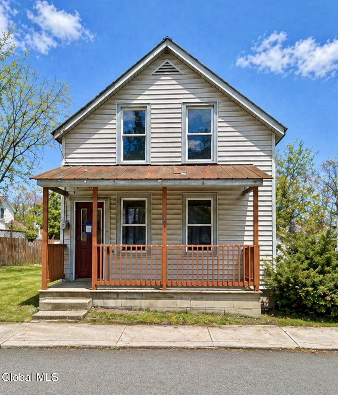 5 Elizabeth Street Port Henry NY 12974