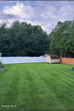 6 Stuyvesant Court Ballston Spa NY 12020