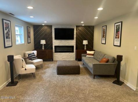 6 Stuyvesant Court Ballston Spa NY 12020