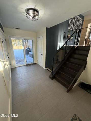 6 Stuyvesant Court Ballston Spa NY 12020