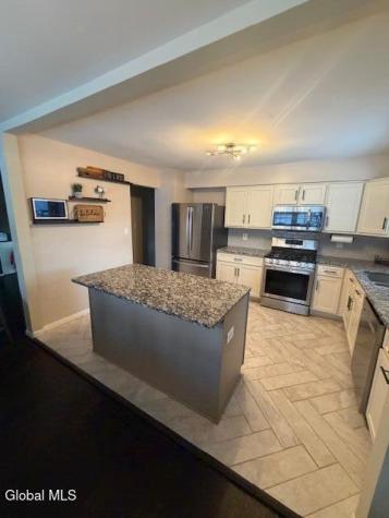 6 Stuyvesant Court Ballston Spa NY 12020