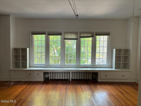 140 Chestnut Street Albany NY 12210