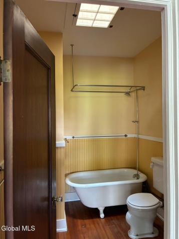 140 Chestnut Street Albany NY 12210