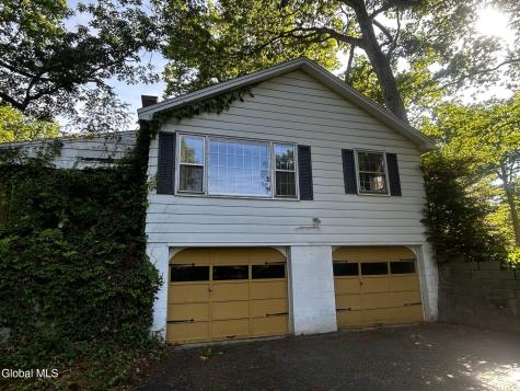 30 Hemlock Drive Clifton Park NY 12065