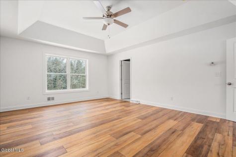 12 Brookhaven Court Saratoga Springs NY 12866