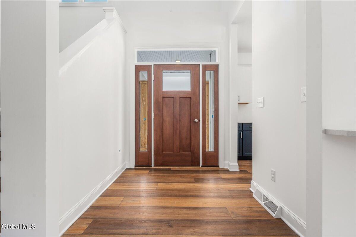 12 Brookhaven Court Saratoga Springs NY 12866