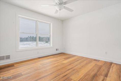 12 Brookhaven Court Saratoga Springs NY 12866