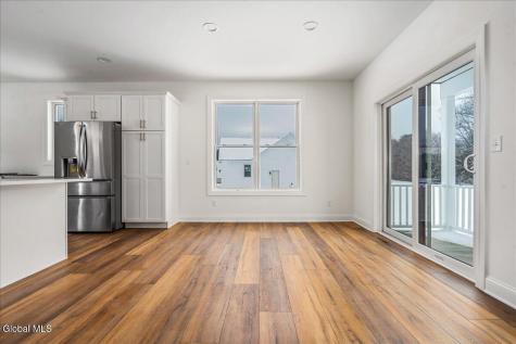 12 Brookhaven Court Saratoga Springs NY 12866