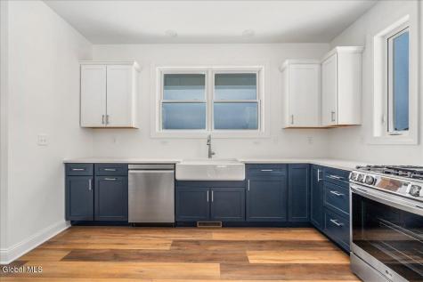 12 Brookhaven Court Saratoga Springs NY 12866